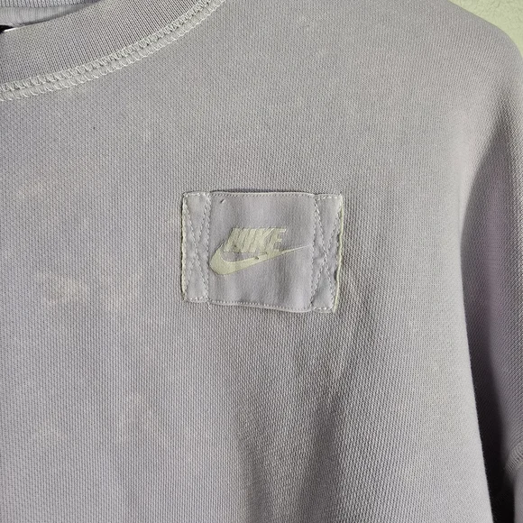 Nike Men's Light Purple Crewneck Sweater - Picture 4 of 4